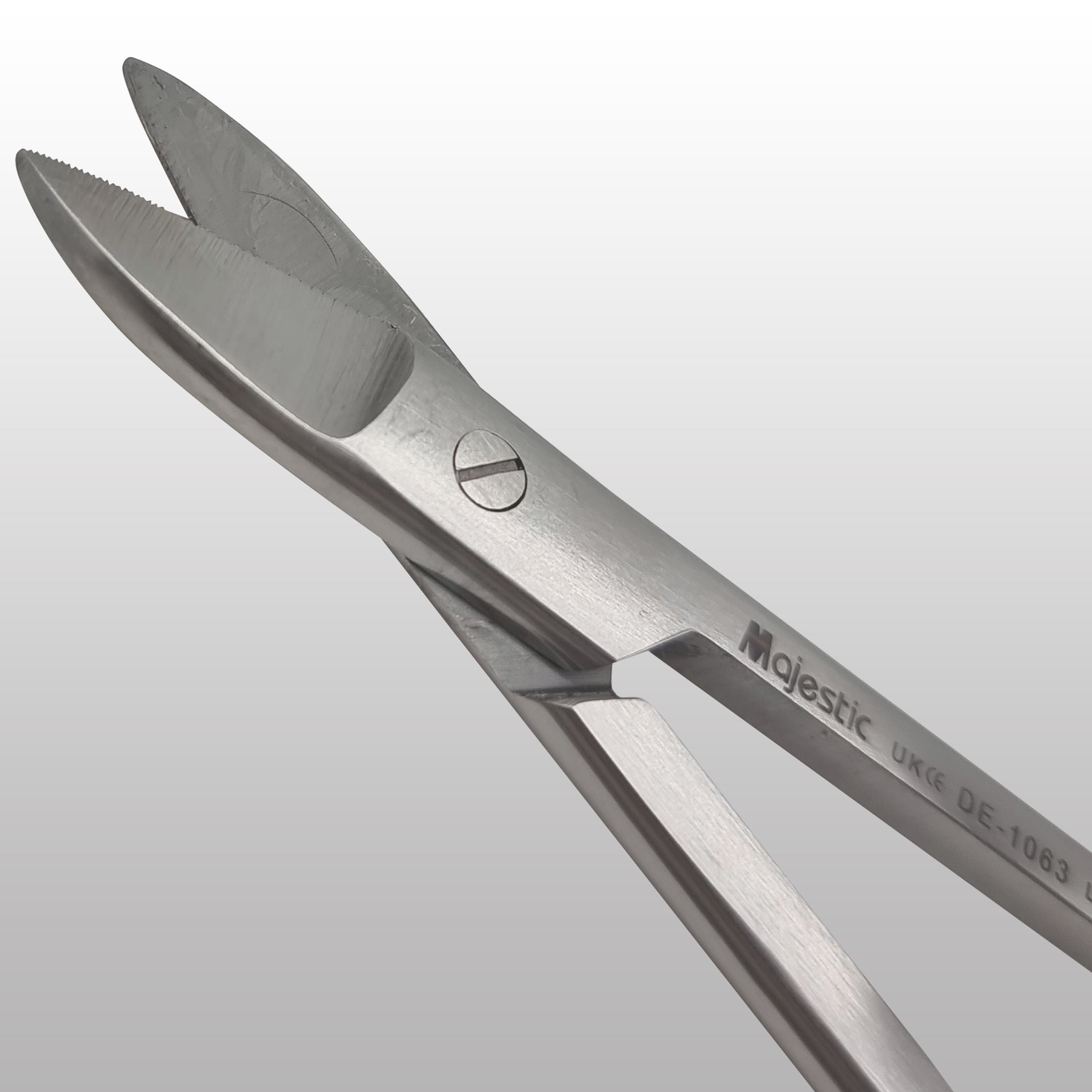 Scissors Beebe Straight Serrated